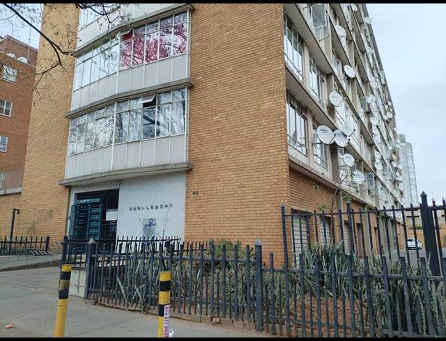 3 BEDROOM APARTMENT FOR SALE IN SUNNYSIDE